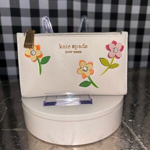 Kate Spade New York In Bloom Flower Appliqued Saffiano Leather Wallet